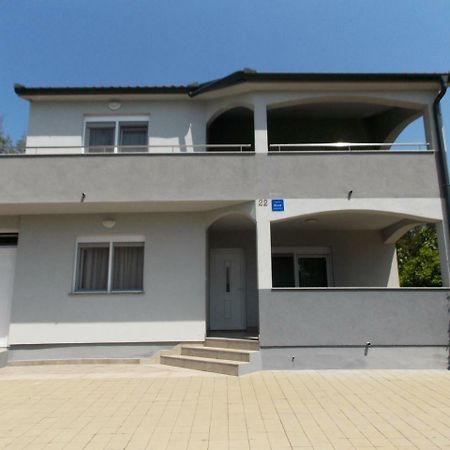 Apartment Vir Exterior photo
