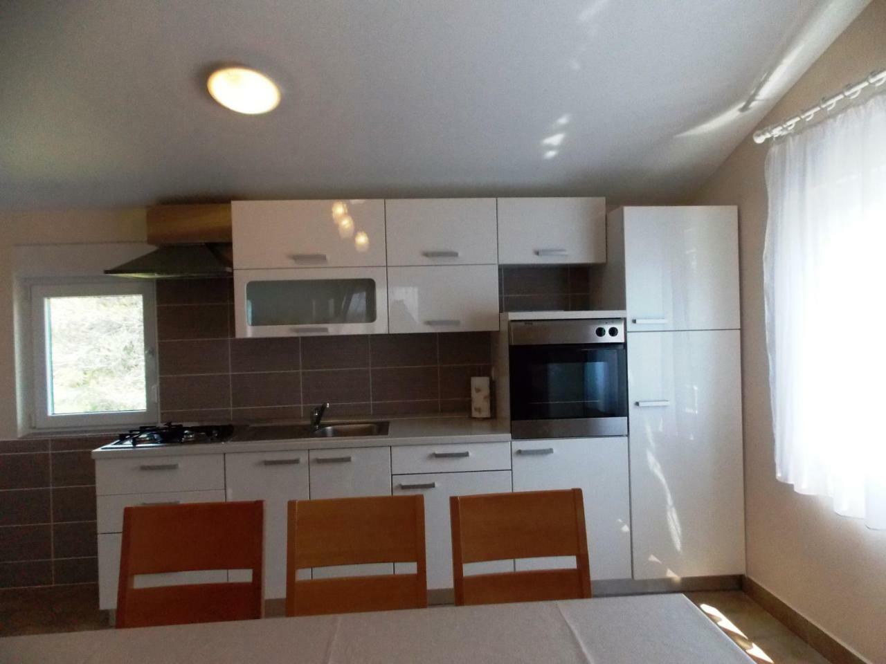 Apartment Vir Exterior photo